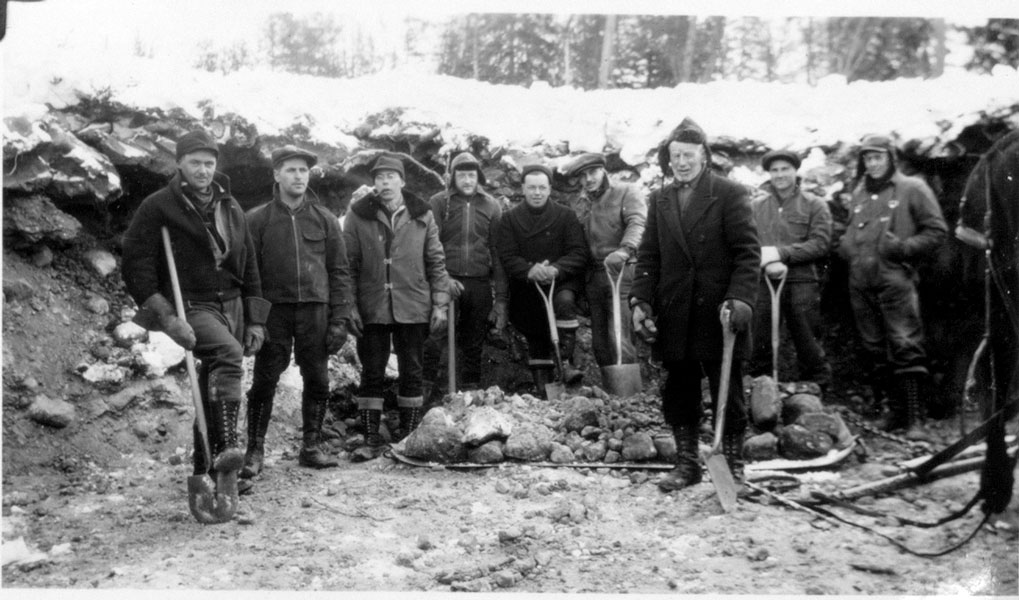 Road building crew at Montreal River, 1942